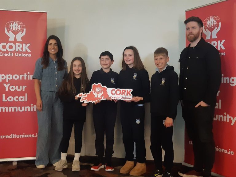 Bua Iontach ag Tráth na gCeist an Chomhair Creidmheasa!